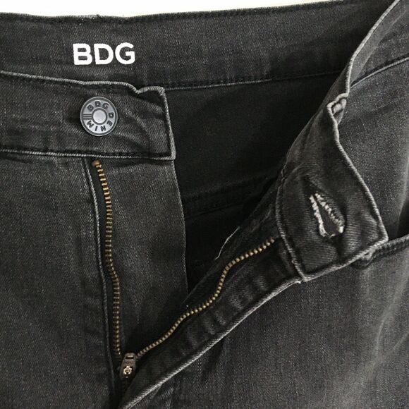 NEW BDG Size 32 Tall Super High Rise Twig Ankle Jeans Faded Black Skinny Denim - Picture 14 of 16